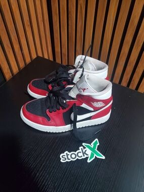 Jordan 1 Men Sneakers in Black, Red & White